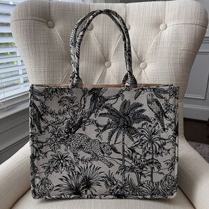 Like New H&M Jacquard-weave Tote